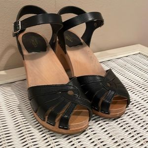 swedish hasbeens Women's Fredrica Platform Sandal 39/9 Black